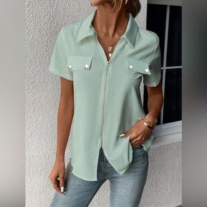 SHEIN LUNE Flap Detail Zip Up Top